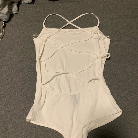 Ribbed open back bodysuit - Picture 2 of 2